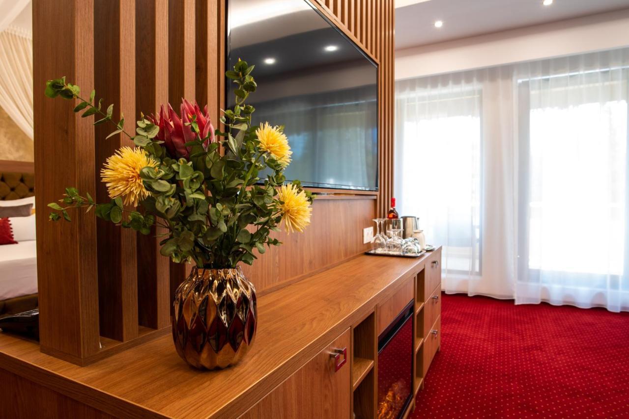 Hotel Vila Simonte Poiana Brasov Esterno foto