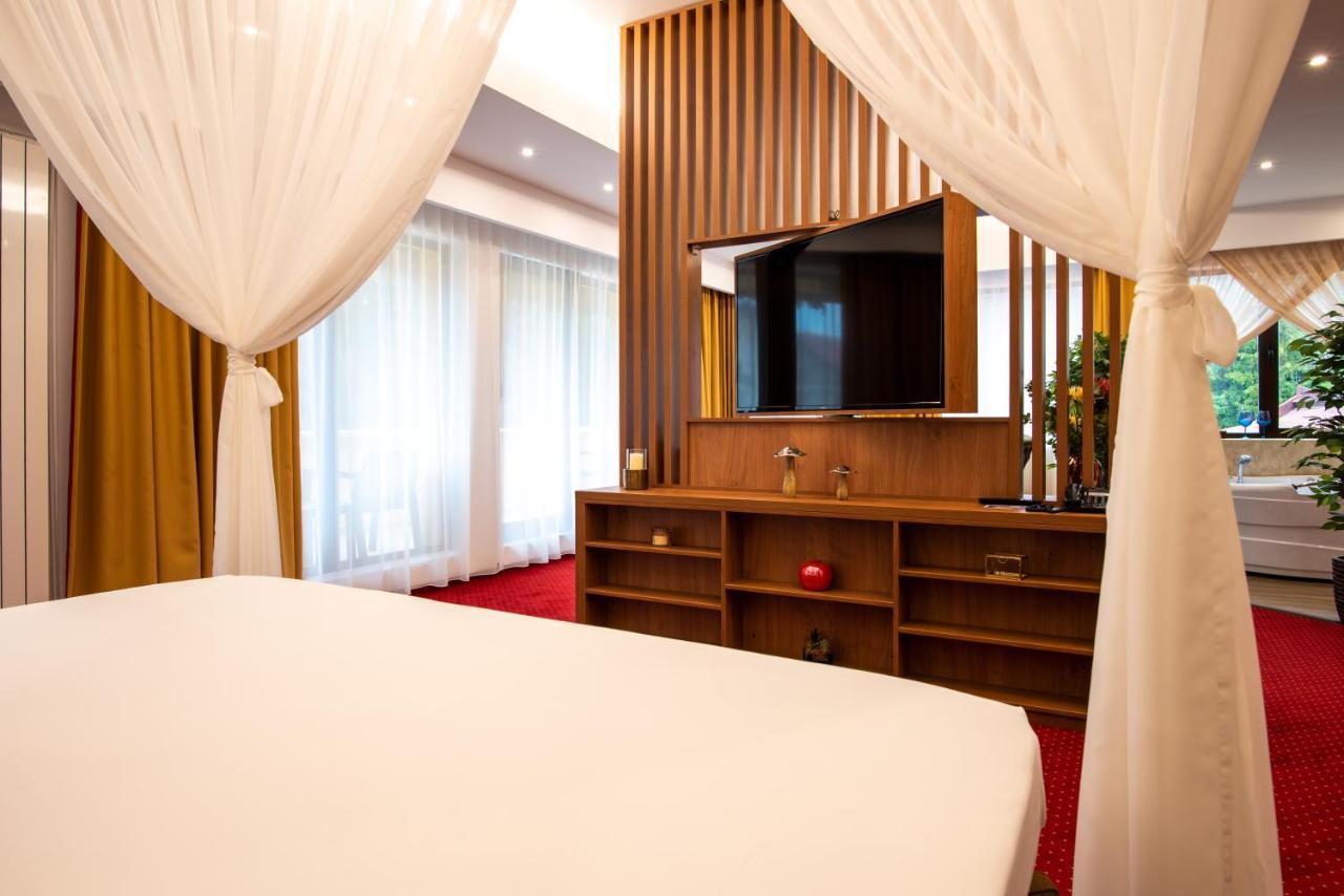 Hotel Vila Simonte Poiana Brasov Esterno foto